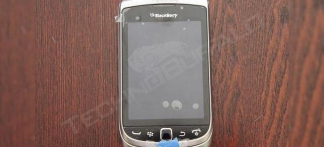 BlackBerry Torch 2 surprins În acțiune Într-un clip hands-on (Video)