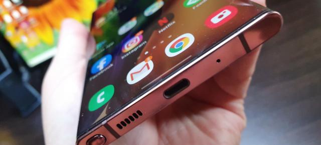 Cadou de final de an pentru posesorii de Galaxy Note 20 Ultra; Actualizarea la Android 11 se distribuie acum în România