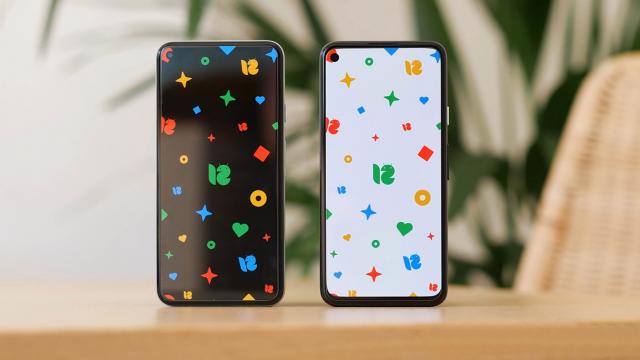 <b>Android 12 Beta 2 este acum disponibil pentru telefoanele Pixel și aduce îmbunătățiri pe partea de confidențialitate</b>Google a anunțat oficial Android 12 luna trecută, moment în care noua versiune a intrat în faza Public Beta. Astăzi totuși, versiunea a ajuns la “Beta 2” și este deja disponibil spre descărcare pentru utilizatorii de telefoane Pixel