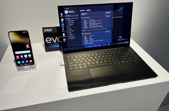 Samsung Galaxy Book2 Pro - Galerie foto MWC 2022: Galaxy-Book-2-Pro_05.jpg