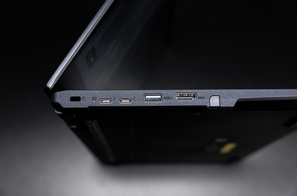 ASUS ExpertBook B3 Flip - Fotografii: asus-expertbook-b3-flip-4.jpg