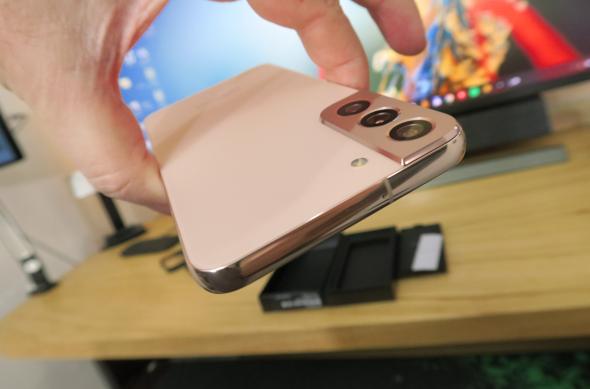 Samsung Galaxy S22+ - Unboxing: Samsung-Galaxy-S22-Plus_017.JPG