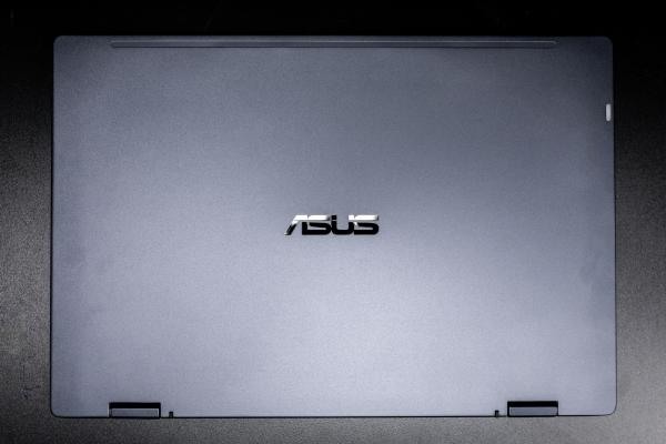 ASUS ExpertBook B3 Flip - Fotografii