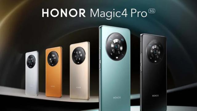 <b>MWC 2022: Seria Honor Magic4 debutează oficial! Modelul Pro vine cu CPU Snapdragon 8 Gen 1, cameră periscopică, alimentare wireless la 100W</b>După cum vă anunțam în urmă cu câteva zile, azi au fost dezvăluite în cadrul târgului tehnologic organizat la Barcelona, MWC 2022, smartphone-urile din seria Magic4 de la Honor. Din lineup fac parte două modele, fiind vorba despre o variantă Vanilla