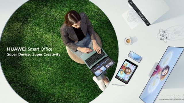 <b>MWC 2022: Huawei prezintă Super Device, o soluţie de interconectare pentru dispozitive inteligente</b>Huawei a prezentat o sumă de produse hardware la MWC 2022, dar cea mai importantă a fost o lansare software. E vorba despre soluţia Super Device, "lipiciul" care uneşte toate dispozitivele inteligente din ecosistemul companiei