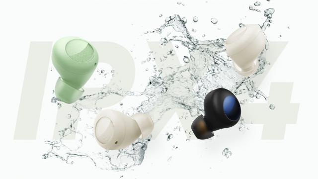 <b>realme Buds Q2s sosesc pe piață; Căști wireless in-ear cu drivere de 10mm și cutiuță de transport transparentă</b>Pe lângă smartphone-ul realme V25 despre care tocmai ce v-am vorbit aici, în China au debutat în ultimele ore și căștile wireless in-ear realme Buds Q2s. Acestea seamănă prin format cu modelele Galaxy Buds de la Samsung, vin pe diferite culori