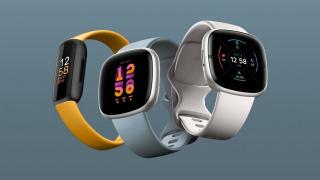 Fitbit anunță noile smartwatch-uri Versa 4 și Sense 2, alături de brățara fitness Inspire 3