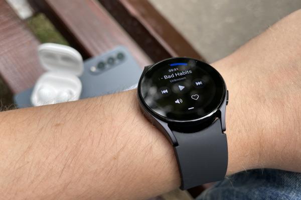 Samsung Galaxy Watch5 + Galaxy Buds2 Pro, cum funcționează acest combo dacă vă aflați în mișcare, în vacanțe, deplasări sau la jogging (Prezentare)