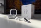 Samsung-Galaxy-Buds4-Unboxing_ (19).jpg