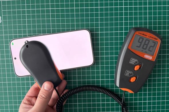 Xiaomi 17 Ultra - Test ecran: Luminozite (3).jpg