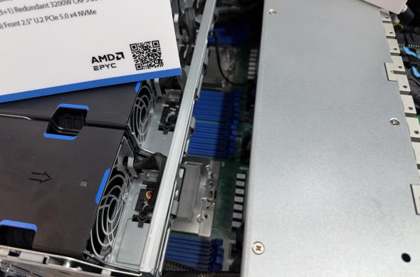 Standul MSI la MWC 2026: Photo 05.03.2026, 11 38 34.jpg