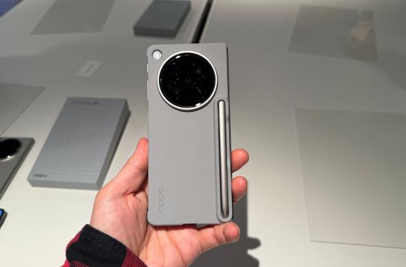 OPPO Find N6 - Fotografii hands-on: OPPO-Find-N6_ (22).jpg