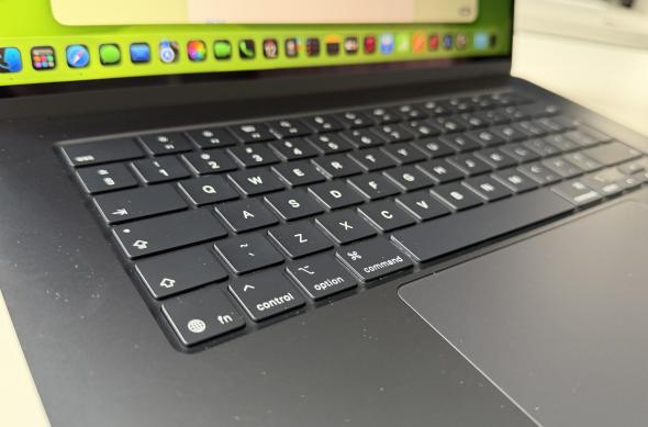 Apple MacBook Air M5 - Unboxing: img108.jpg