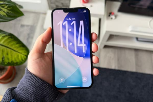 Apple iPhone 16e - Fotografii hands-on