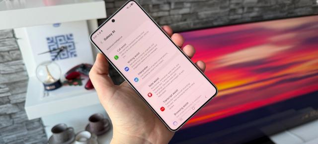 Samsung Galaxy S26+: OneUI 8.5 este mai util prin suita Galaxy AI, în special la creativitate