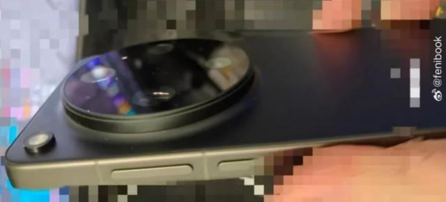 Camera anului 2026? OPPO Find X9 Ultra are periscop telephoto cu zoom optic 10X