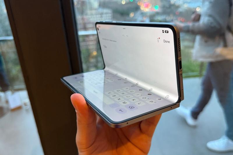 OPPO Find N6 - Fotografii hands-on: OPPO-Find-N6_ (17).jpg