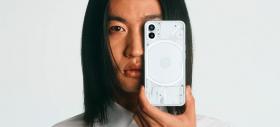 Preț și disponibilitate Nothing Phone (1) în România