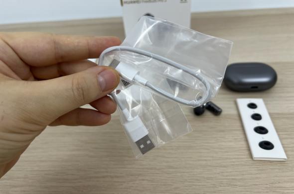 HUAWEI FreeBuds Pro 2 - Unboxing: Huawei-FreeBuds-Pro-2_040.jpg