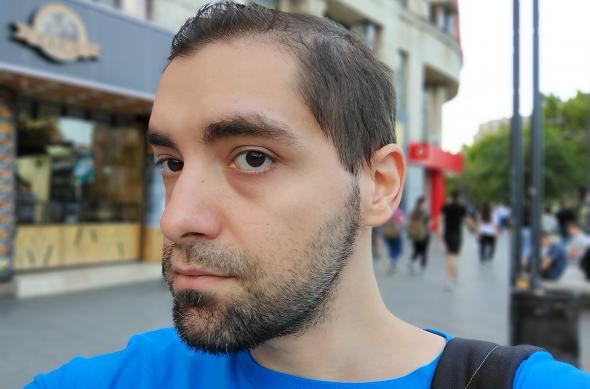 Motorola Moto G82 5G - Mostre Foto (selfie): IMG_20220618_184248525_PORTRAIT.jpg