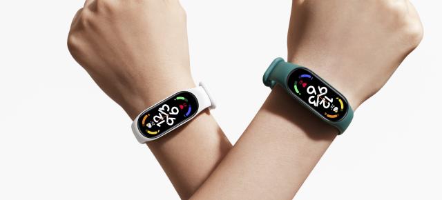 Brățara pentru fitness Xiaomi Smart Band 7 e disponibilă oficial în România! Iată cât costă și de unde o cumperi