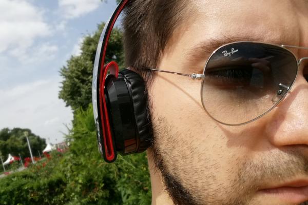 Prezentare Syllable G600: headset wireless Bluetooth 4.0 cu pad-uri din piele pentru urechi şi design excelent (Video)