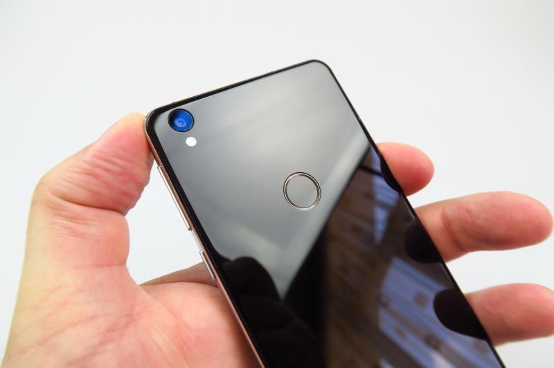 UHANS S1 - Galerie foto Mobilissimo.ro: UHANS-S1_054.JPG