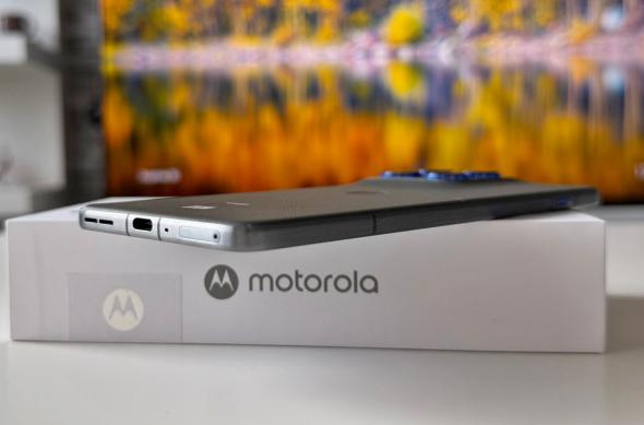 Motorola edge 70 - Unboxing: Motorola-edge-70-Unboxing_020.jpg