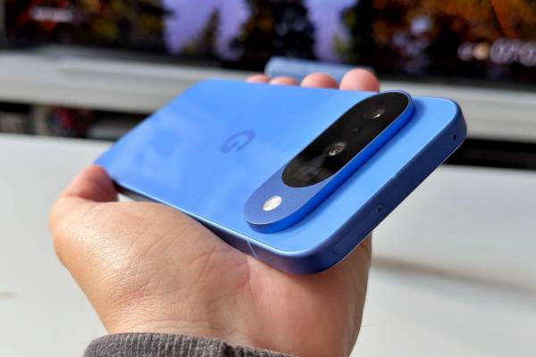 Google Pixel 10: Baterie cu creştere binevenită de capacitate, dar nu bate Pixel 9