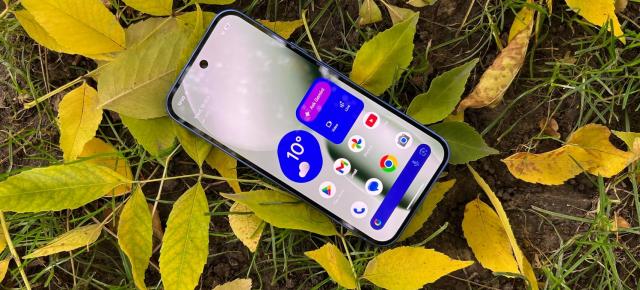 Google Pixel 10: OS, UI, aplicaţii cu podcast generat de Notebook LM, multă productivitate cu Gemini