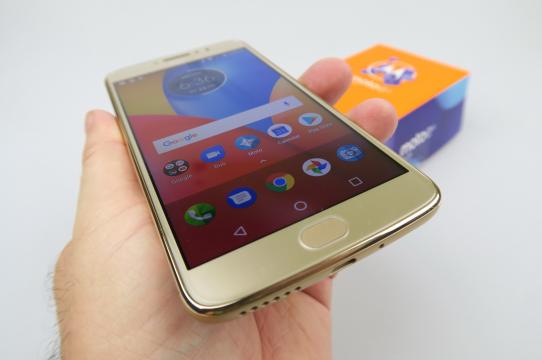 Motorola Moto E4 Plus - Unboxing: Motorola-Moto-E4_016.JPG