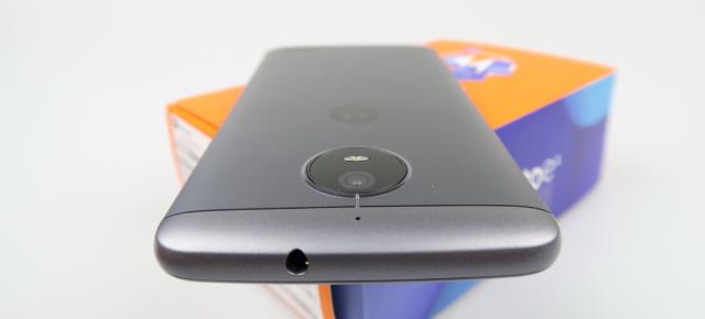 Motorola Moto E4 Unboxing: nu uităm de entry-level, chiar dacă a trecut ceva vreme (Video)