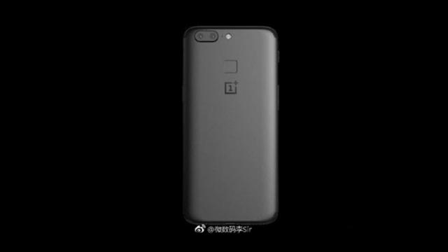 <b>OnePlus 5T apare într-o fotografie nouă și primeşte un teaser de la CEO-ul Carl Pei </b>Chiar CEO-ul OnePlus, Carl Pei dezvăluie astăzi un teaser asociat modelului OnePlus 5T - terminal care aparent urmează a debuta oficial pe data de 20 noiembrie. Vedem alături și o fotografie în care își face apariția acest presupus smartphone