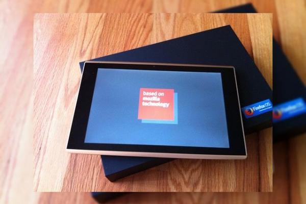 InFocus New Tab F1, prima tabletă cu sistemul de operare Firefox OS Își face apariția Într-o serie de fotografii din cadrul unui unboxing