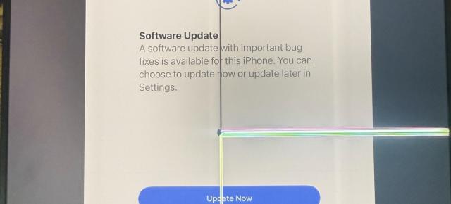 iPhone Duo intră în a doua zi cu ecrane care crapă pe pliu; Apple nu a explicat încă nimic