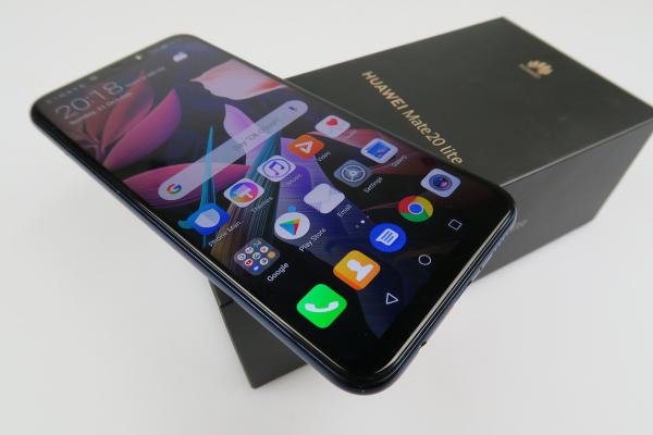 Huawei Mate 20 Lite - Unboxing