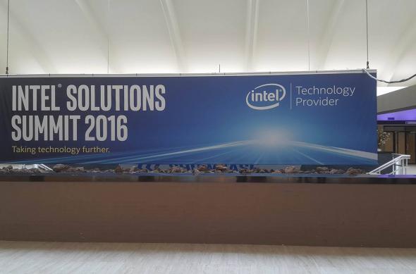 Intel Solution Summit 2016: 13072950_250321528654905_1435697641_o.jpg