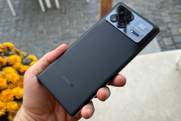 Xiaomi Mix Fold 3 impresii: pliabilul la care te poţi doar uita, acum cu extra Leica şi zoom