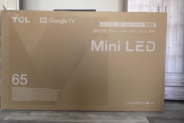 TCL MiniLED 65C845 - Unboxing