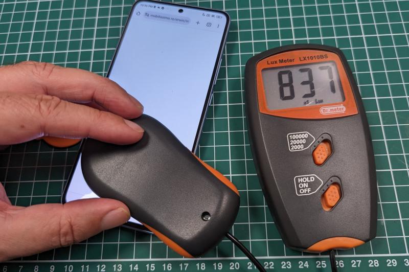 Luminozitate display Xiaomi 13T Pro și ecranul văzut la microscop: teste_04.jpg