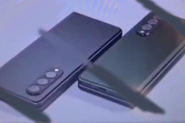 Samsung Galaxy Z Fold 3 și Z Flip 3 apar în primele imagini reale; Se confirmă suportul S-Pen și chiar camera selfie ascunsă sub ecran