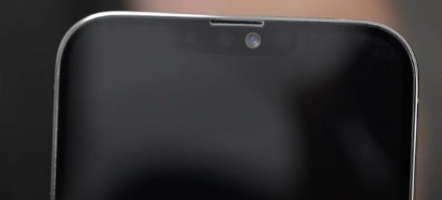 iPhone 13 Pro Max primeşte un hands on de la Unbox Therapy în versiunea machetă/dummy (Video)