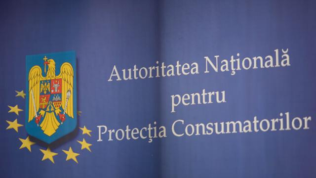 <b>11 mari retaileri din România au fost amendaţi de către ANPC; Printre ei Altex, Flanco, Elefant</b>După ce am aflat că Altex a fost amendată de ANPC pe tema reducerilor aplicate, aflăm că Autoritatea Naţională pentru Protecţia Consumatorilor a emis amenzi pentru un total de 11 retaileri de la noi. Detalii şi context aveţi mai jos.