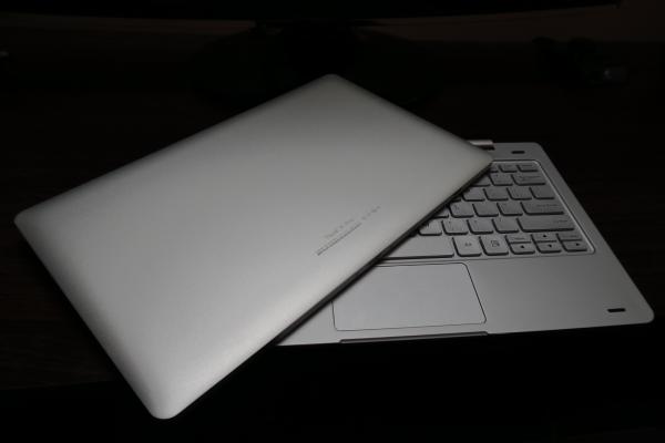 Teclast TbooK 16 Pro - Fotografii Hands-On