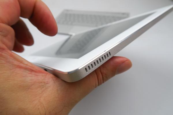 Teclast TBook 16 Pro: Design metalic, mat, axat pe landscape