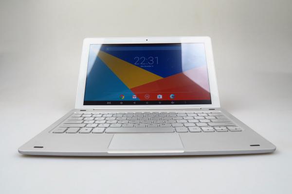 Teclast TBook 16 Pro: Cameră doar frontală, doar de complezenţă