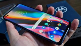 Moto G 5G Plus este actualizat la Android 11, cu Chat Bubbles pentru mesagerie și permisiuni temporare
