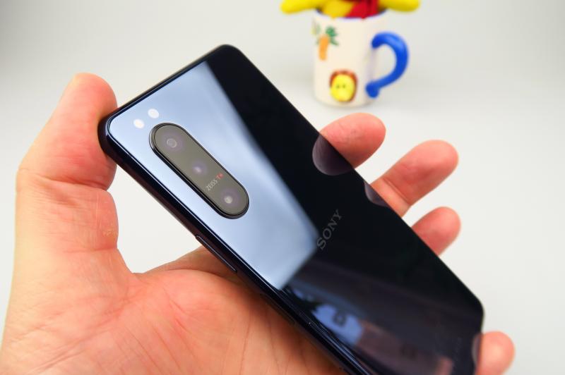 Sony Xperia 5 II - Galerie foto Mobilissimo.ro: Sony-Xperia-5-II_085.JPG