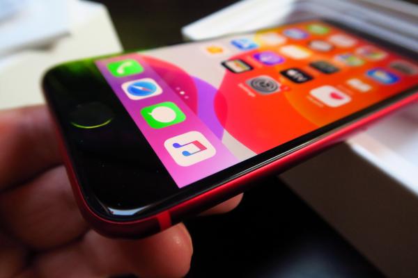 Apple iPhone SE (2020) Review detaliat în limba română