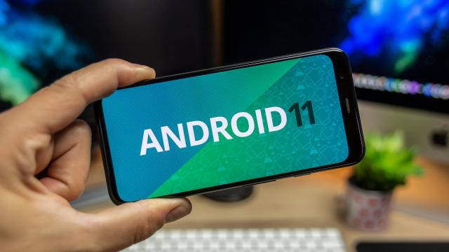 <b>Android 11 Beta sosește dintr-o greșeală pe smartphone-ul Pixel 4 XL și descoperim câteva dintre noutăți</b>Deși petrecerea de lansare a lui Android 11 Beta a fost amânată din cauza protestelor din SUA, iată că noul release software a ajuns deja pe telefoane, dintr-o greșeală aparent. Descoperim că o serie 